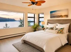 Waterfront Room with Private Bath and Deck Near Marina, Private Beach Access