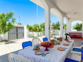 Casa Spiaggiabella Near The Sea - Happy Rentals