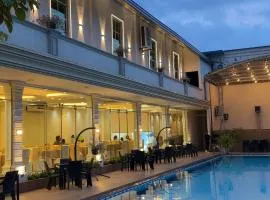 The Lamendriea Hotel