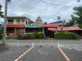 Hotel Restaurante Los Cocos，位于Santa Cruz的酒店