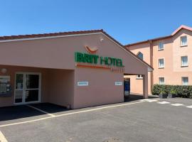 Brit Hotel Essentiel Millau，位于米洛的酒店