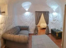 Cave house with terrace and fantastic views