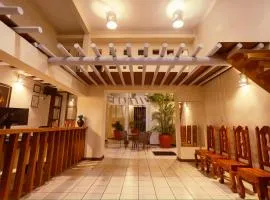 HOTEL NIUT-JA