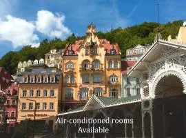 Hotel Romance