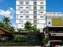 KIRA Hotel