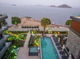 Bodrum Ada Suites Beach Hotel，位于穆拉的酒店