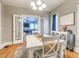 4BR for Rent in Edmond Near UCO Plus Hot Tub