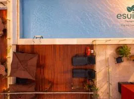 Esuites Virgínia Luxemburgo