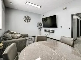 Shop & Stroll! Central Parkersburg Stay Near Dtwn