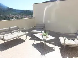 Casa Elena Floris