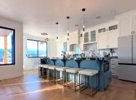 Luxury Modern 4 Bedroom House Near Capitol Reef NP