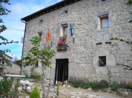 Hotel Rural Papasol，位于阿塔普埃尔卡的酒店