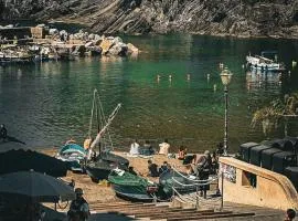 VERNAZZA CENTRALE