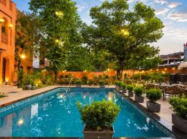 The Brigadier House - Business Hotel & Luxury Stay Haldwani,位于哈尔德瓦尼的酒店