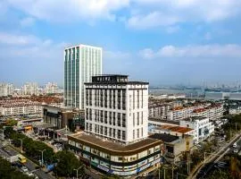 上海安亭地铁站亚朵X酒店