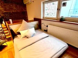 zons22 Tiny Loft in Historic Old Town between Cologne and Düsseldorf