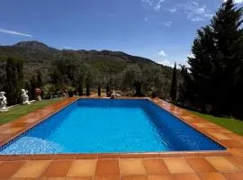 Villa El Pedregal - Parque Sierra de las Nieves