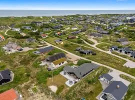 Lovely Holiday Home With A Wilderness Bath, Close To The North Sea And Søndervig Center