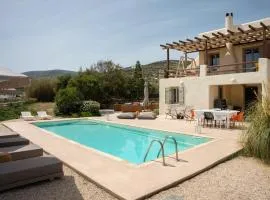 Parasporos Villa - Private Pool - Beach Access