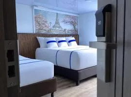 Paramount Hotel