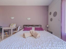 Appartement Lilas - Résidence Kiwi，位于艾特雷的酒店