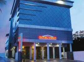 Hotel Virad，位于Kottakkal提尔火车站附近的酒店
