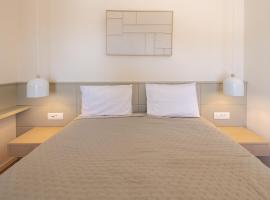 Petali Village Hotel，位于阿波罗尼亚的酒店