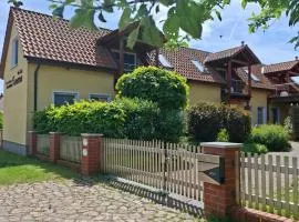 Design Ferienhaus Kamerun an der Elbe