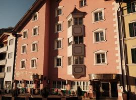 Cityhotel Goldener Adler B&B，位于丘萨的酒店