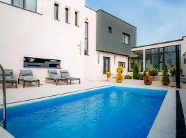 Vila AIDA