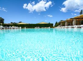 Tenuta Santicuti，位于阿卡亚的酒店