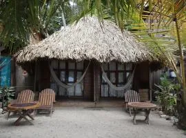 Chill and Surf Mendihuaca