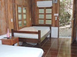 Hotel Isla de Chira，位于Morote的酒店