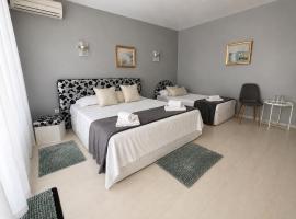 Hotel Kamelia，位于瓦尔纳的酒店