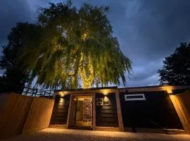 The Tree House Unique Stay With Wood Fired Hot Tub