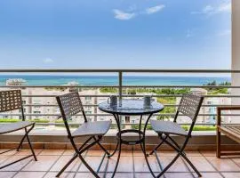 Walk to the Beach! Quiet Resort Retreat in Maunabo