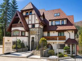 RUELLE Chateau Boutique，位于锡纳亚的酒店