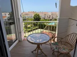 Apartamento en Calahonda, Urb Perla Andalucia recientemente reformado