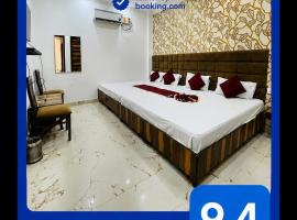 Hotel Embassy In - 200 Mtrs - Near Golden Temple，位于阿姆利则的酒店