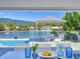 Villa Aura - Private Pool - Lakefront & Near Beach
