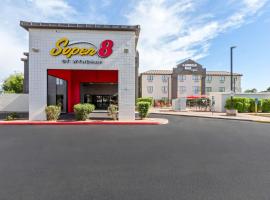 Super 8 by Wyndham Mesa Gilbert，位于梅萨的酒店