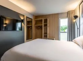 伊苏瓦尔宜必思酒店