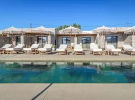Zefyria Luxury Suites