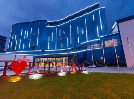 Euphoria Batumi Convention & Casino Hotel，位于巴统国际机场 - BUS附近的酒店