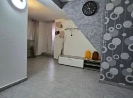 Aura-City-Apartment-Colorful & Central Stay