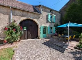 Maison rénovée à la campagne avec jardin et animaux acceptés près de Vesoul - FR-1-583-414