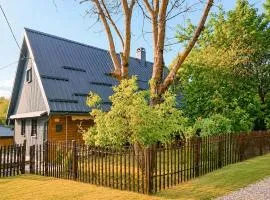 3 Bedroom Cozy Home In Otes