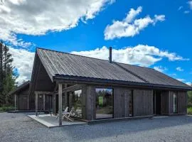 Gorgeous Home In Torpo With Wifi