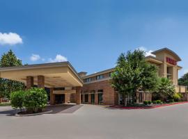 Heritage Inn & Suites San Antonio Airport, Trademark Wyndham，位于圣安东尼奥的酒店