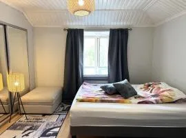 Rautatien ullakkohuoneisto